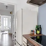 Sartorius Apartment *