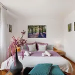 Sartorius Apartment *